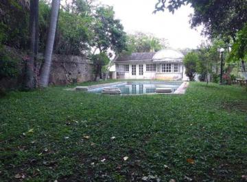 Casa · 600m² · 6 Recámaras · 10 Estacionamientos · Casa Sola en Rancho Tetela Cuernavaca - Maz - 2346 - Cs