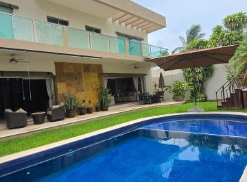 Casa de 4 habitaciones, Benito Juárez · Casa de 4 Recamaras con Alberca en Residencial Villamagna Cancun