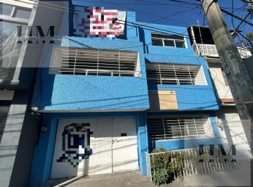 Casa · 396m² · 6 Estacionamientos · Casa con Uso de Suelo Jardín Balbuena