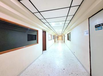 Oficina · 140m² · Oficina en Aguila