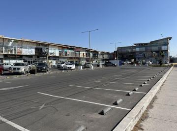 Local comercial · 135m² · 146 Estacionamientos · Local en Venta en Plaza Comercial Corregidora