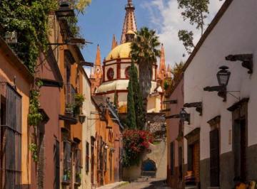 Casa de 3 habitaciones, San Miguel de Allende · Casa en Venta en La Luminaria San Miguel de Allende Guanajuato
