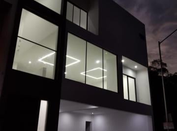 Casa de 3 habitaciones, Santiago · Casa en Venta en Santiago N. L