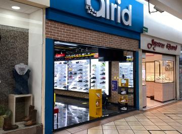 Local comercial , Zapopan · Plaza Dell Sol Local Frente Elevadores