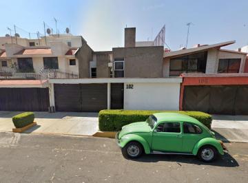 Casa de 3 habitaciones, Coyoacán · ¡Grandioso Inmueble en Remate Bancario!