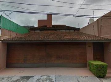 Casa de 5 habitaciones, Morelia · ¡Excelente Oportunidad! Casa en Venta, Muy por Debajo del Costo Comercial