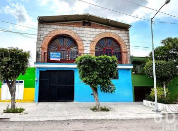 Bodega comercial · 417m² · 2 Recámaras · 2 Estacionamientos · Bodega en Venta en Querétaro, Col. Lomas de Casa Blanca