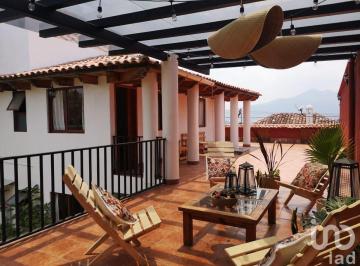Casa · 300m² · 4 Recámaras · 2 Estacionamientos · Casa en Venta en B. El Cerrillo en San Cristóbal de Las Casas, Chiapas