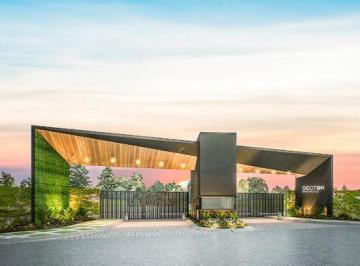 Terreno / Lote · 271m² · Terreno en Venta Fracc Privado con Alberca y Casa Club Carr Nacional Santiago