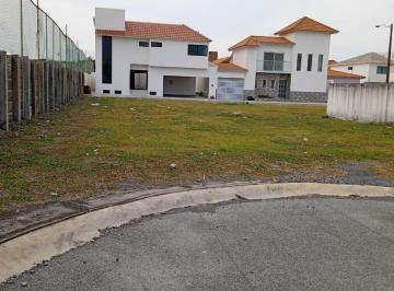 Terreno / Lote , Alvarado · Terrenos en Venta en El Sendero Residencial, Alvarado, Ver.