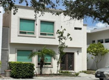 Casa de 3 habitaciones, Reynosa · Renta Priv Fuentes, Resincial