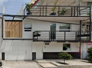 Casa de 4 habitaciones, Cuajimalpa de Morelos · Casa en Remate en Cuajimalpa
