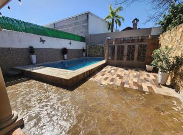 Casa · 314m² · 3 Recámaras · 2 Estacionamientos · Casa - Chapultepec