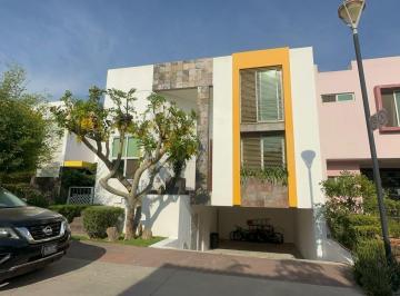 Casa de 3 habitaciones, Zapopan · Moderna Residencia en Venta Paseo Solares Coto 5 Casa 84 Solares, Zapopan