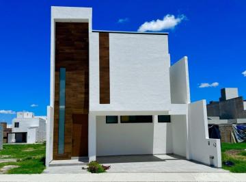 Casa de 4 habitaciones, Aguascalientes · Casas en Venta en Aguascalientes Surponiente en Xarama Amplia y Roof Garden