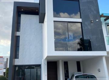 Casa · 221m² · 3 Recámaras · 1 Estacionamiento · Casa - Fraccionamiento San Bernardino Tlaxcalancingo