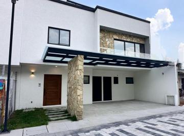 Casa · 3 Recámaras · Casa en Venta en San Salvador Tizatlalli