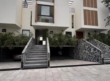 Casa en condominio · 343m² · 3 Recámaras · 6 Estacionamientos · Casa en Venta Calzada de Las Aguilas Nueva