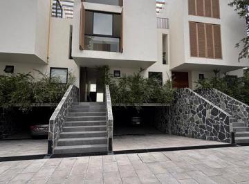 Casa en condominio · 343m² · 3 Recámaras · 6 Estacionamientos · Casa en Venta Calzada de Las Aguilas Nueva