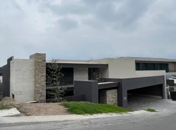 Casa de 4 habitaciones, Monterrey · Residencia en Venta en Sierra Alta $29,900,000 a Estrenar