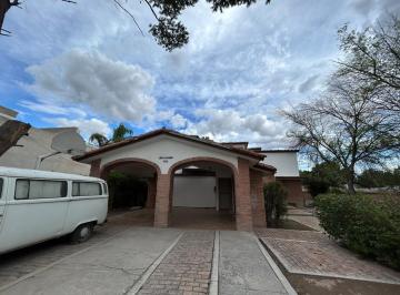 Casa de 3 habitaciones, Saltillo · Oportunidad de Inversión Al Norte de Saltillo en La Zona de Más Alta Plusvalía