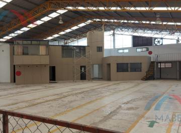 Nave industrial · 2300m² · 10 Estacionamientos · Nave Industrial en Renta en San Andrés Cholula