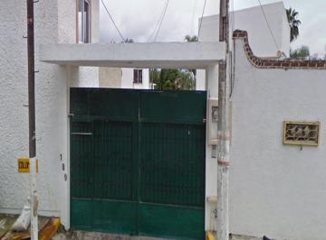 Casa en condominio de 4 habitaciones, Cuernavaca · ¡Excelente Oportunidad! Casa en Venta, Muy por Debajo del Costo Comercial