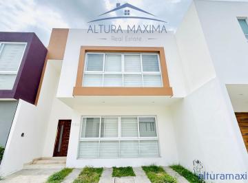 Casa en condominio de 3 habitaciones, Tlajomulco de Zúñiga · Casa en Renta La Rioja Tlajomulco