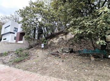 Terreno / Lote , Tlajomulco de Zúñiga · Terreno Habitacional de 760 m² Ubicada en Residencial El Palomar, Tlajomulco Jal