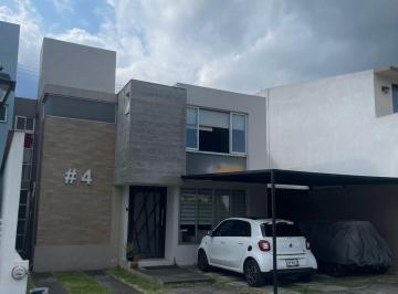 Casa de 3 habitaciones, Coatepec · Casa en Venta en Campo Viejo Coatepec, Zona Coca - Cola