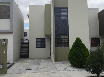 Casa de 3 habitaciones, García · Casa en Renta en Santa María García