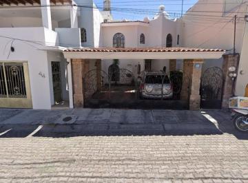 Casa de 3 habitaciones, Tepic · Venta de Casa en Caracol, Las Brisas, Tepic, Nayarit.