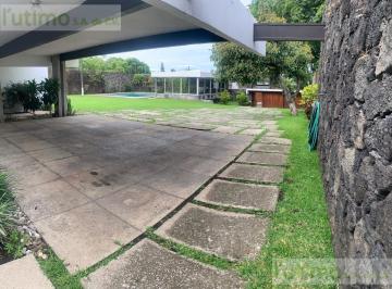 Casa · 650m² · 5 Recámaras · 14 Estacionamientos · Residencia en Colonia Reforma, Cuernavaca