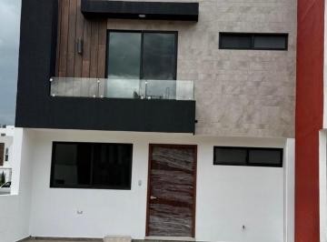 Casa · 183m² · 3 Recámaras · 2 Estacionamientos · Casa en Venta Antigua Cementera Puebla