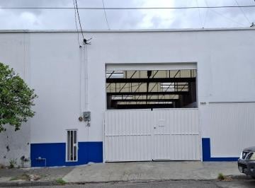 Bodega comercial , Guadalajara · Impecable Bodega 620 m² Col. del Fresno, Excelente Ubicación.