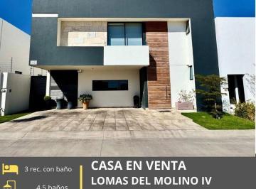 Casa · 273m² · 3 Recámaras · 2 Estacionamientos · Casa Lomas del Molino