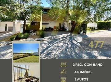 Casa · 319m² · 3 Recámaras · 2 Estacionamientos · Casa en Venta en Lomas del Molino 1 con Vista a La Presa