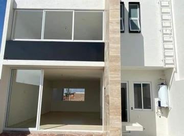 Casa · 190m² · 3 Recámaras · 2 Estacionamientos · Casa en Venta o Renta en Mayorca