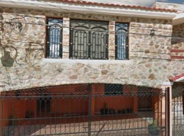Casa de 4 habitaciones, Campeche · Hermosa Casa en Venta de Remate en Campeche