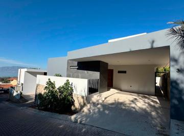 Casa en condominio de 2 habitaciones, Chapala · Casa en Venta en Chapala