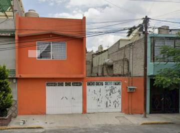 Casa de 3 habitaciones, Nezahualcóyotl · Se Vende Casa en 7 Leguas