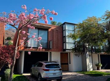 Casa en condominio de 3 habitaciones, Chapala · Casa en Venta en Ajijic