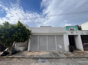 Casa de 2 habitaciones, Mérida · Se Renta Casa en Zona Villa Dorada Al Poniente de La Ciudad
