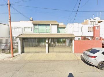 Casa de 4 habitaciones, Tlalnepantla de Baz · Venta de Casa en Tlalnepantla de Baz.