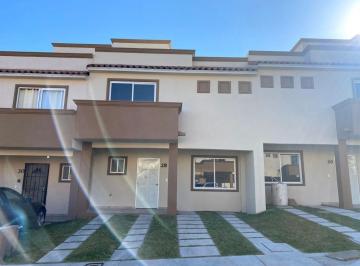 Casa · 120m² · 3 Recámaras · 2 Estacionamientos · Casa en Venta en Brisas del Mar