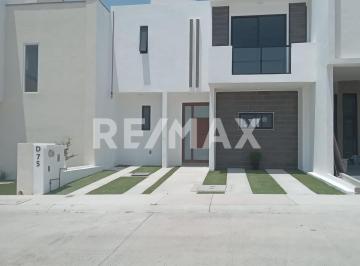 Casa en condominio · 136m² · 3 Recámaras · 2 Estacionamientos · Venta Casa Queretaro - (4)
