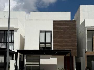 Casa · 293m² · 3 Recámaras · 2 Estacionamientos · Casa en Venta en Residencial Aqua