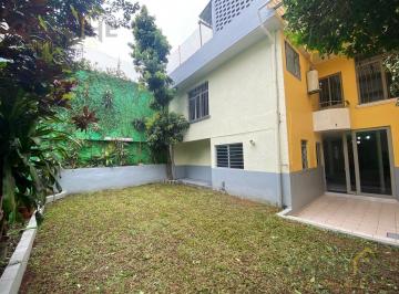 Casa · 240m² · 3 Recámaras · 1 Estacionamiento · Casa en Venta Zona Plaza Cristal Xalapa Veracruz Ubicacion en Esquina