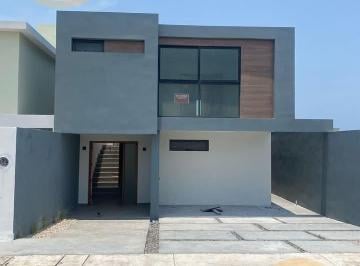 Casa · 160m² · 3 Recámaras · 2 Estacionamientos · Casa en Venta en Frac. Lomas del Mediterráneo