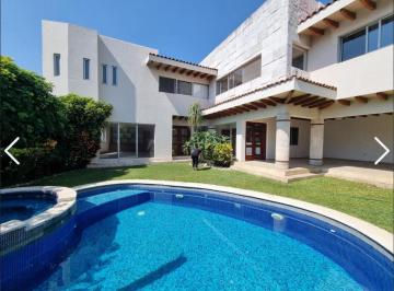 Casa de 3 habitaciones, Cuernavaca · Hermosa Casa Dentro de Fraccionamiento Real San Juan